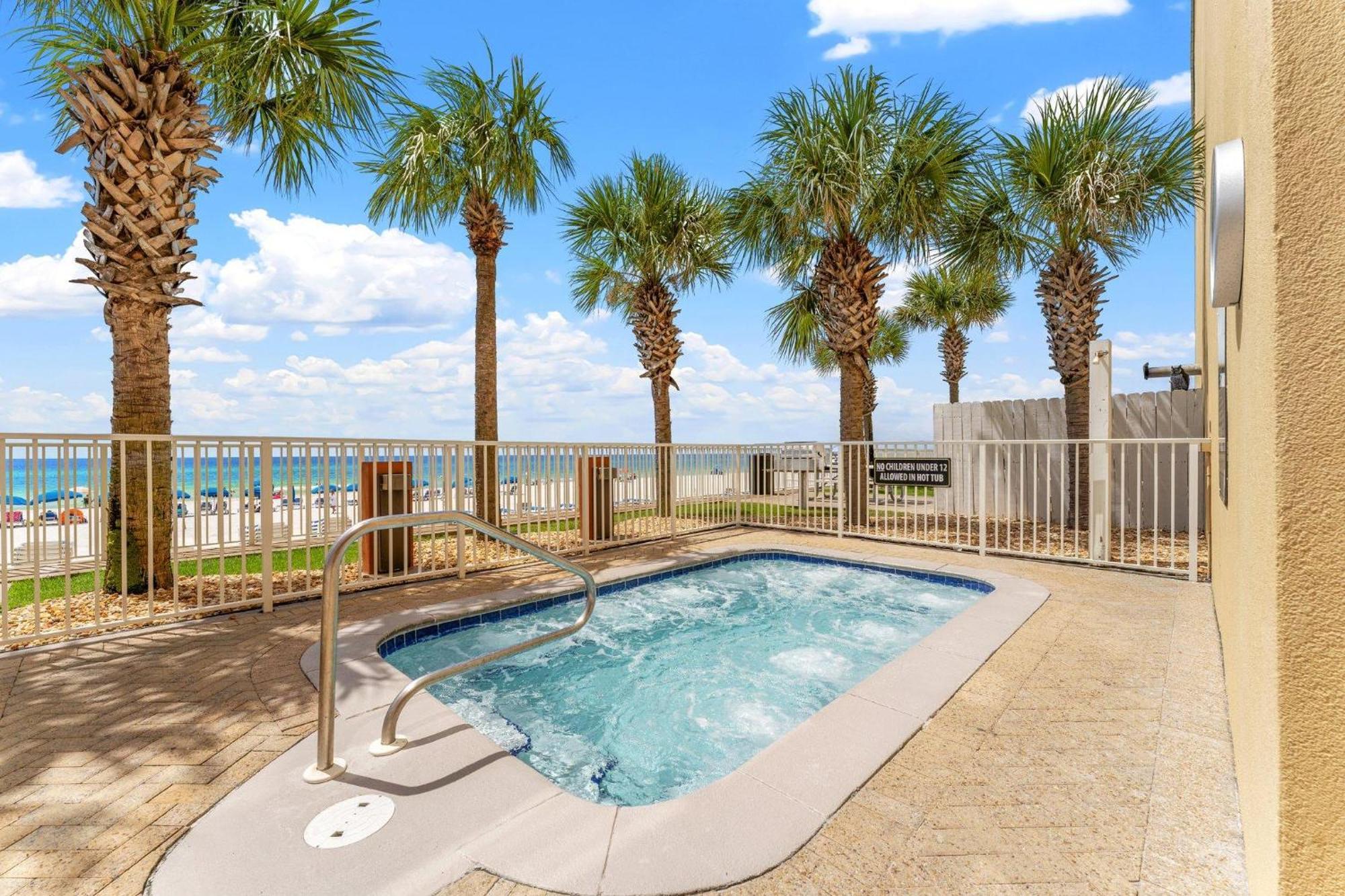 Tropic Winds 702 Holiday home *