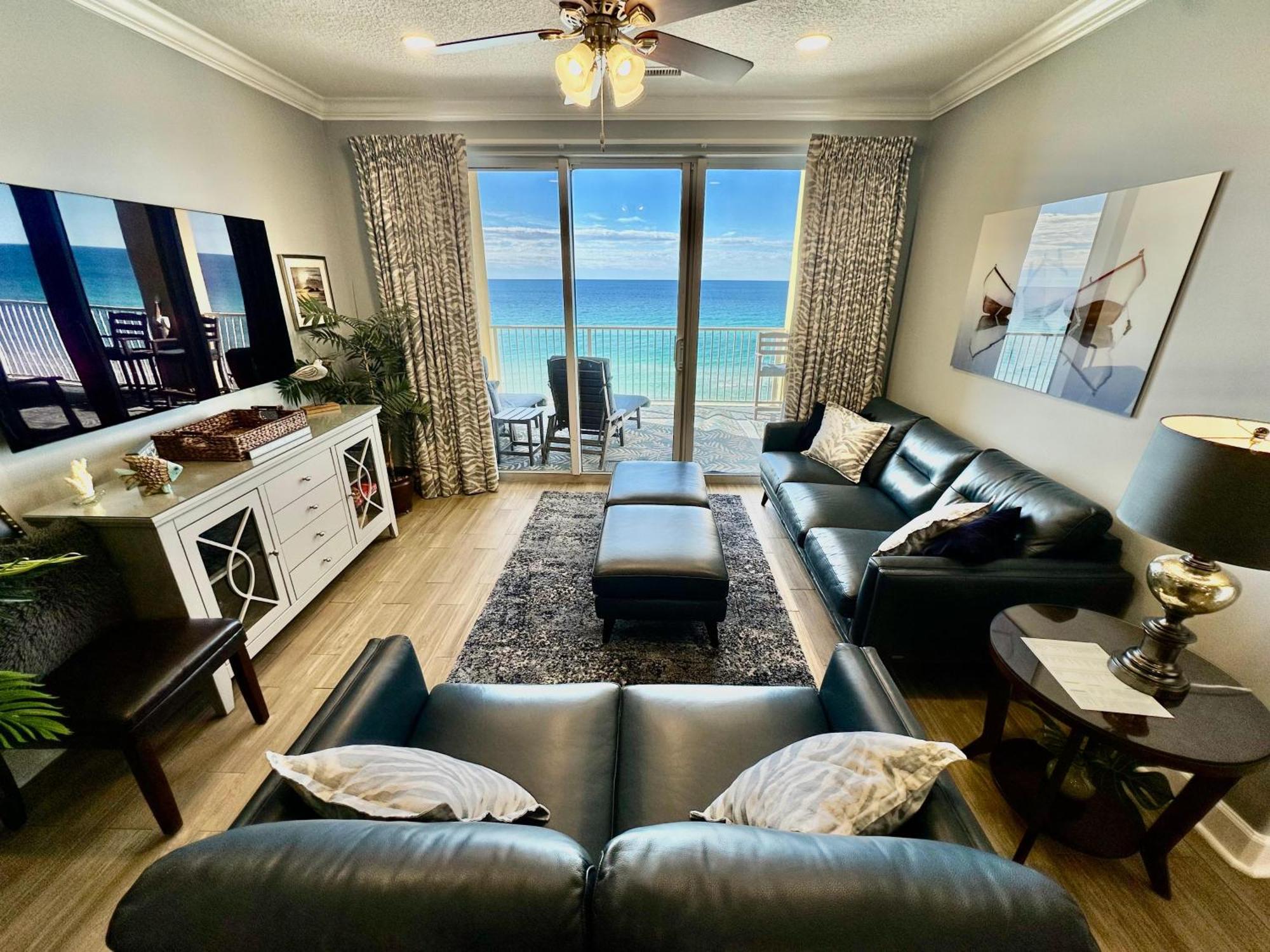 Tropic Winds 702 Holiday home