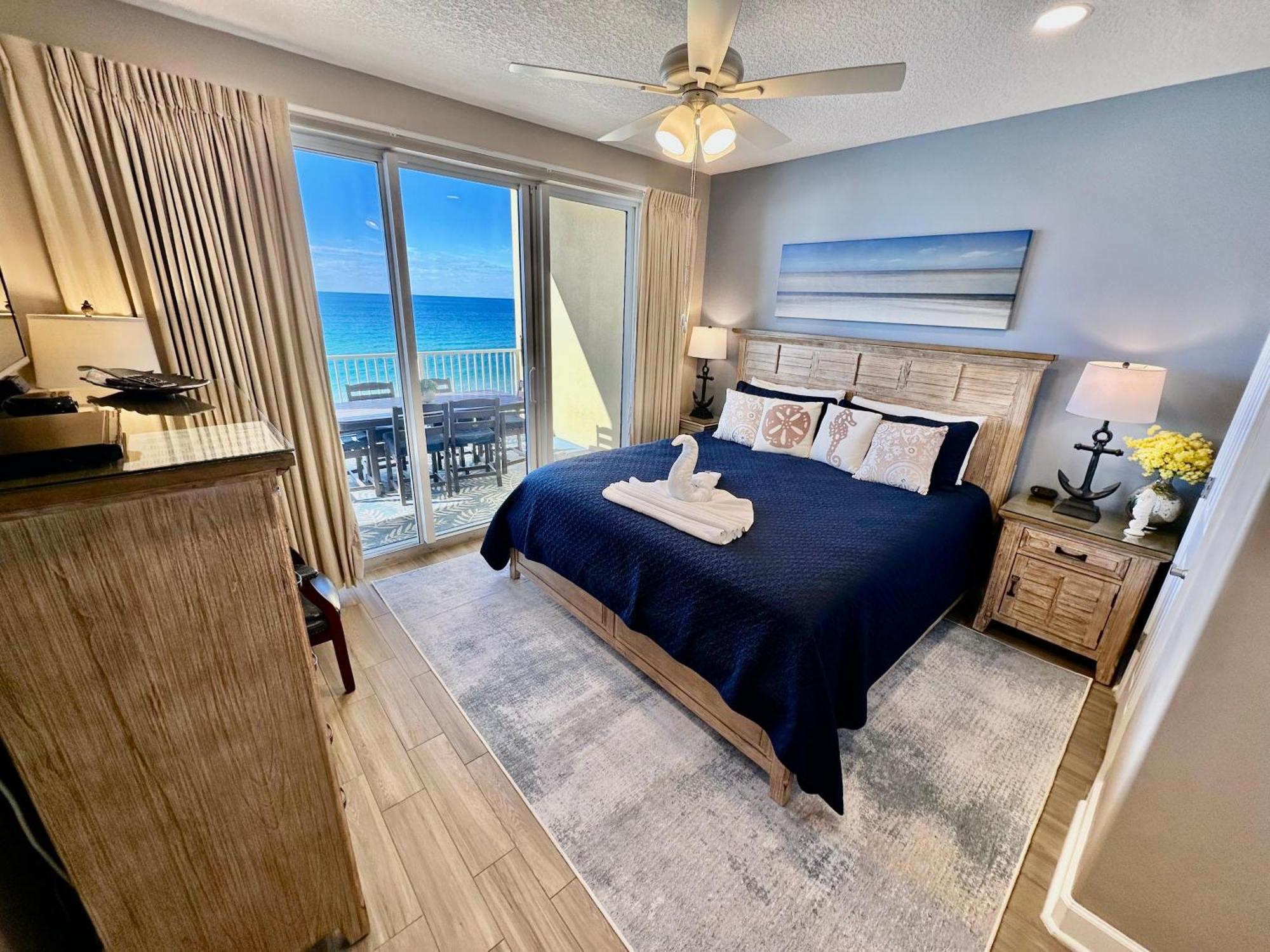 Tropic Winds 702 Holiday home